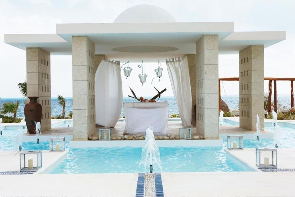 Hotel Excellence Playa Mujeres (Adults Only) Cancún Esterno foto