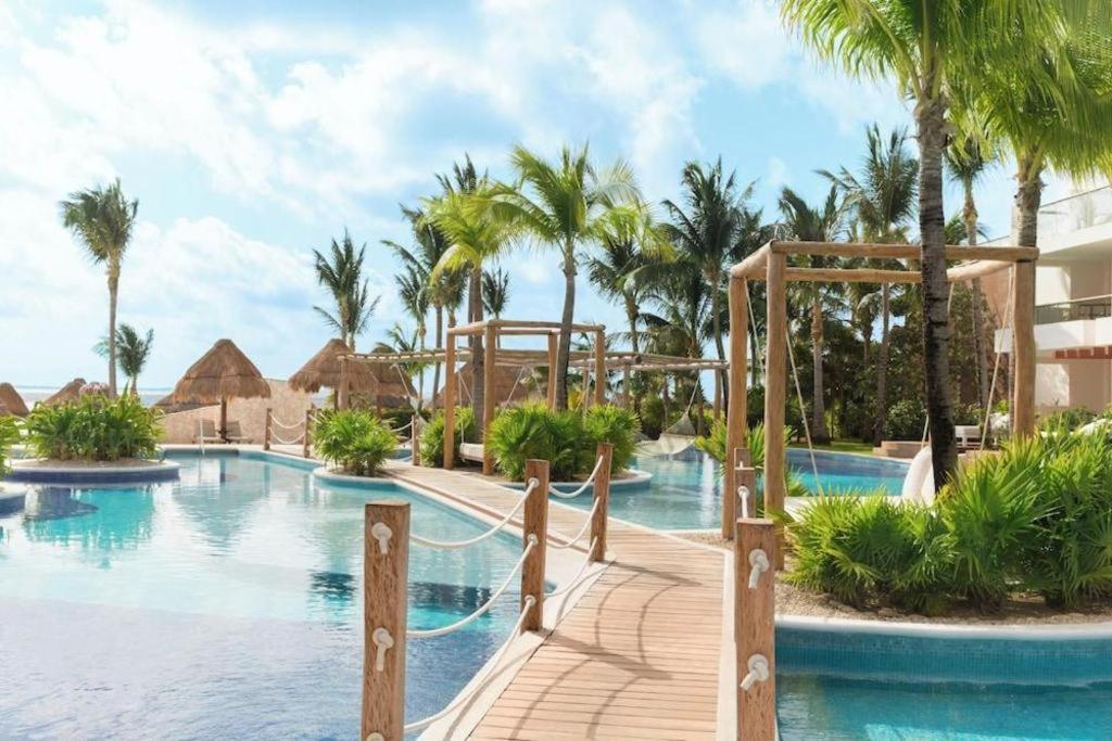 Hotel Excellence Playa Mujeres (Adults Only) Cancún Esterno foto
